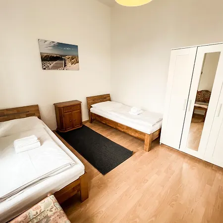 Zentrale In Kulmbach- 20km Bis Bayreuth Apartmán
